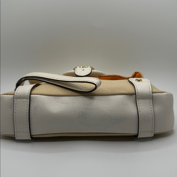 Isaac Mizrahi hand wristlet - Picture 3 of 7